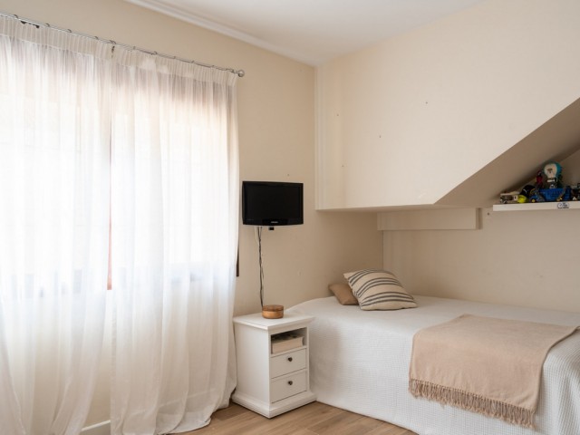 5 Slaapkamer Villa in Sierrezuela