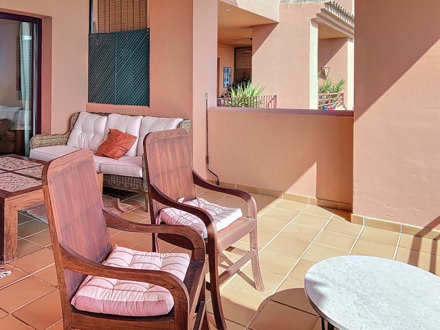 2 Bedrooms Apartment in Manilva
