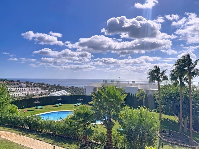 Apartamento con 2 Dormitorios  en Manilva