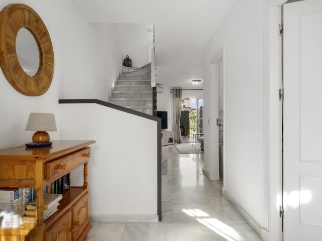 2 Bedrooms Townhouse in Bel Air