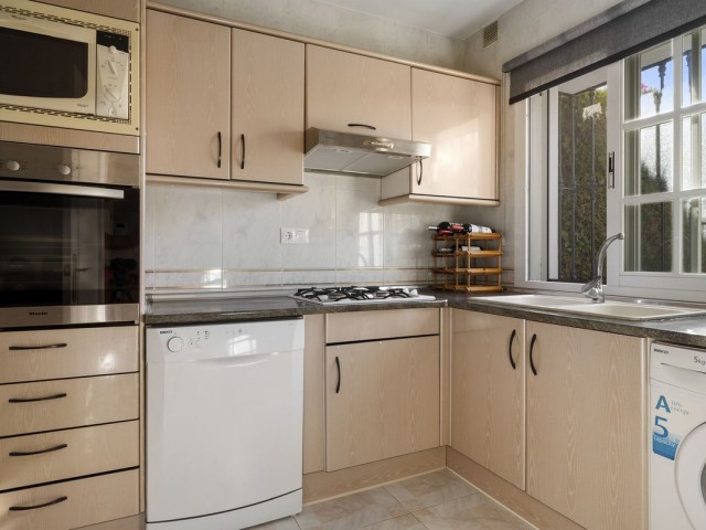 2 Bedrooms Townhouse in Bel Air