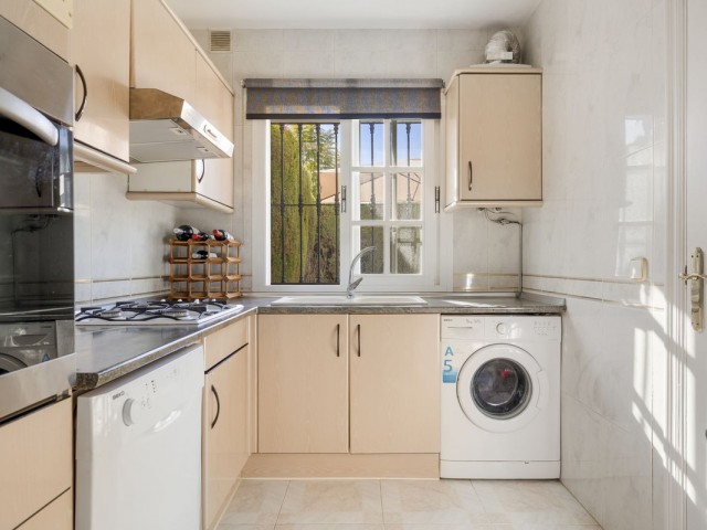 2 Bedrooms Townhouse in Bel Air