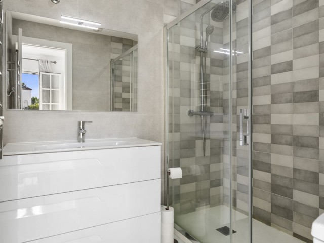 2 Bedrooms Townhouse in Bel Air