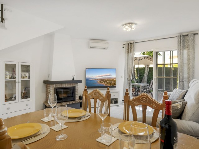 Maison mitoyenne avec 2 Chambres  à Bel Air
