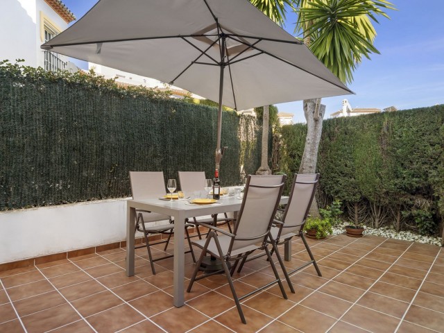 Maison mitoyenne avec 2 Chambres  à Bel Air