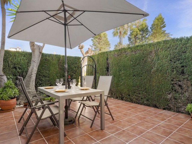 Maison mitoyenne avec 2 Chambres  à Bel Air