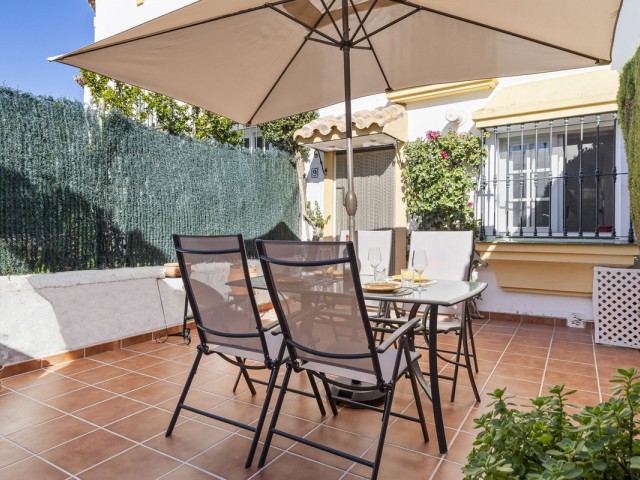 Maison mitoyenne avec 2 Chambres  à Bel Air