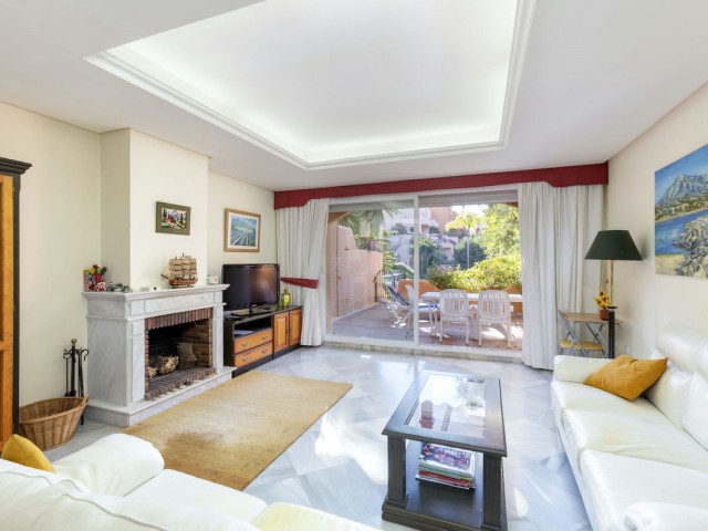 3 Schlafzimmer Reihenhaus in Nueva Andalucía