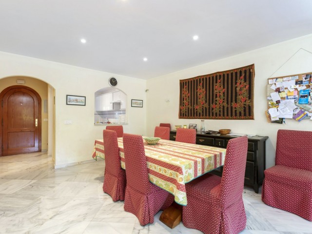 3 Schlafzimmer Reihenhaus in Nueva Andalucía