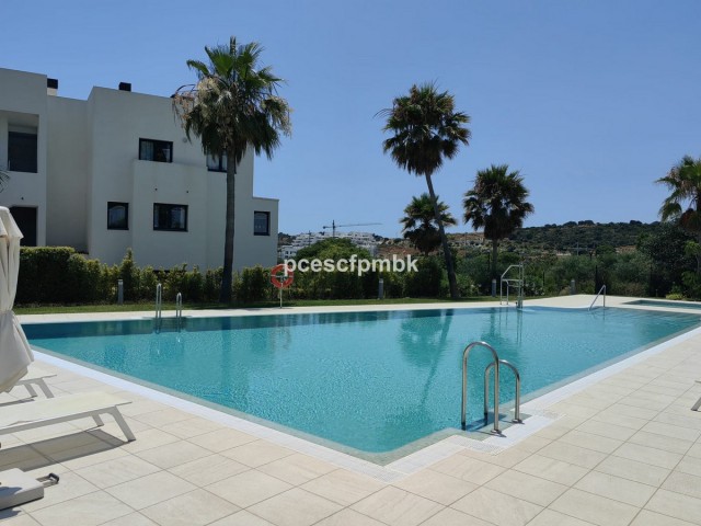 3 Bedrooms Apartment in Estepona