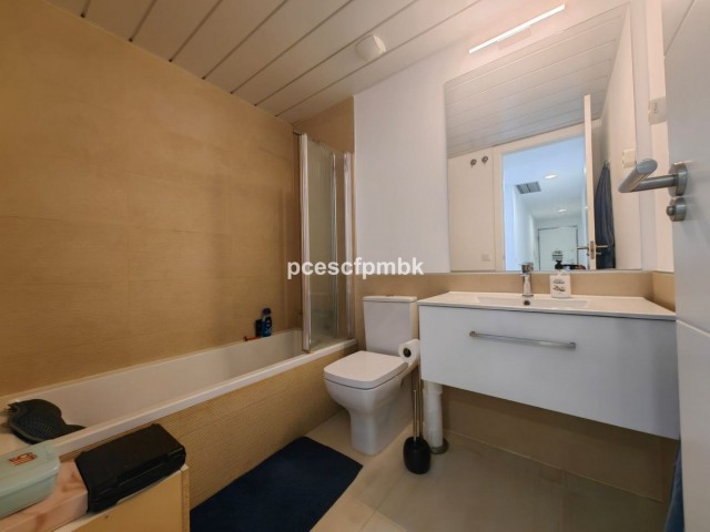 3 Bedrooms Apartment in Estepona