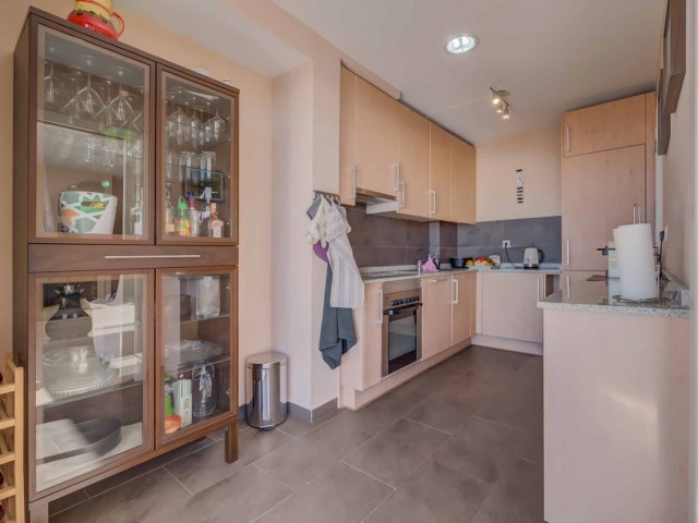 2 Bedrooms Apartment in Calahonda