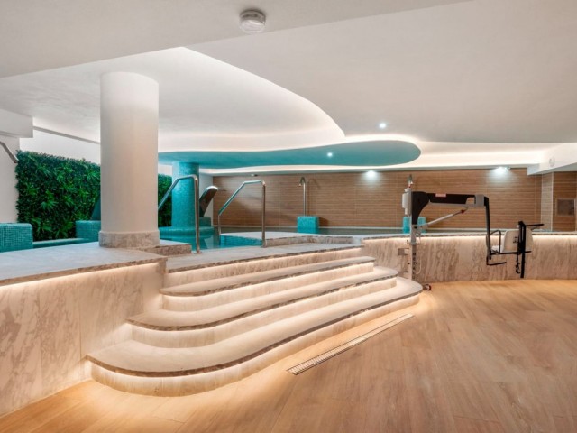 Apartamento con 3 Dormitorios  en Calanova Golf