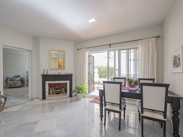 2 Soveroms Leilighet i Benahavís