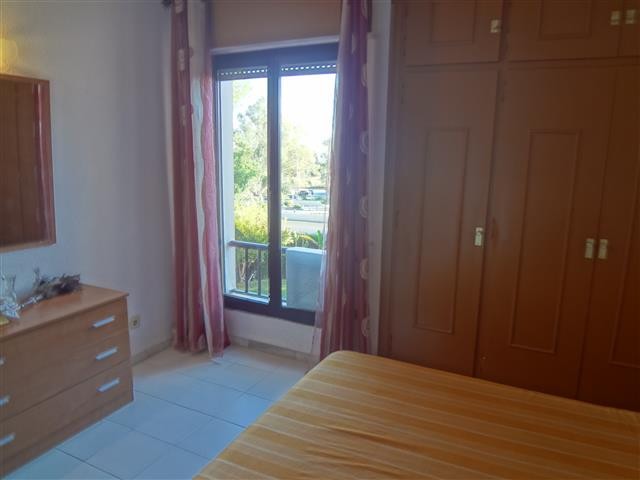 3 Bedrooms Apartment in Nueva Andalucía