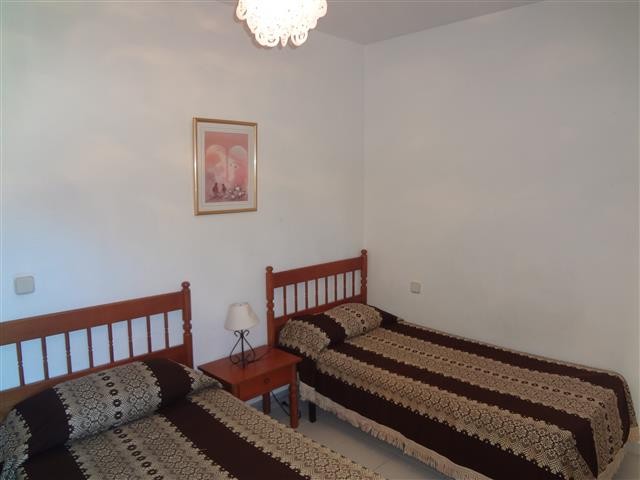 3 Bedrooms Apartment in Nueva Andalucía