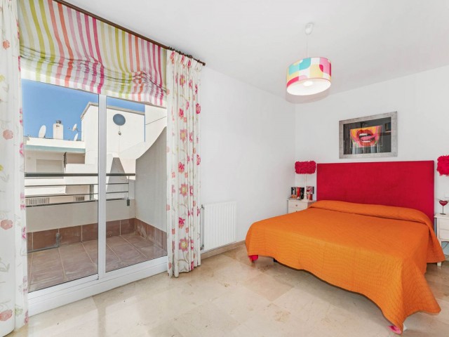 Appartement avec 3 Chambres  à Guadalmina Alta