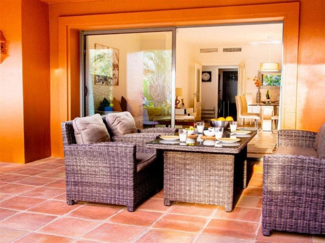 2 Makuuhuoneen Huoneisto Estepona