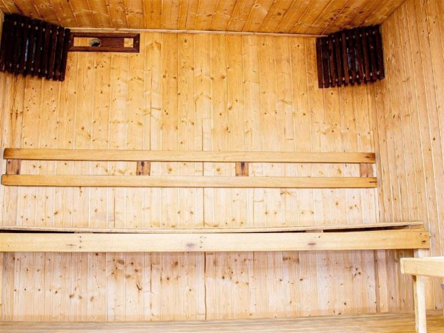 2 Makuuhuoneen Huoneisto Estepona