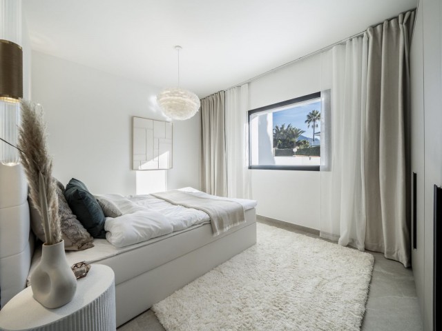 4 Bedrooms Townhouse in Nueva Andalucía