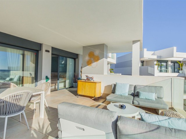 Apartamento con 2 Dormitorios  en Manilva