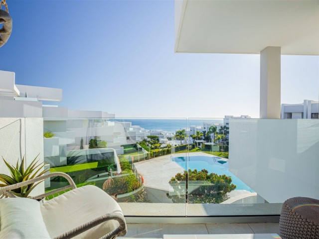 Apartamento con 2 Dormitorios  en Manilva