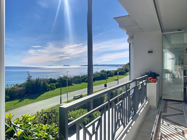 2 Soveroms Leilighet i Estepona