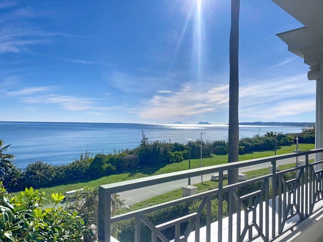 2 Soveroms Leilighet i Estepona