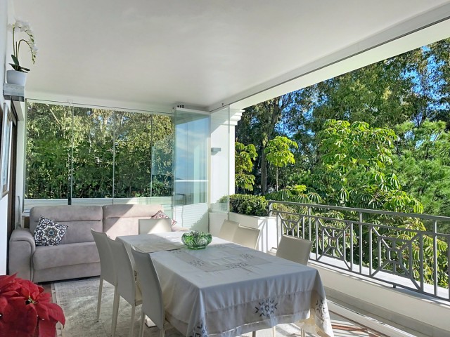 2 Soveroms Leilighet i Estepona