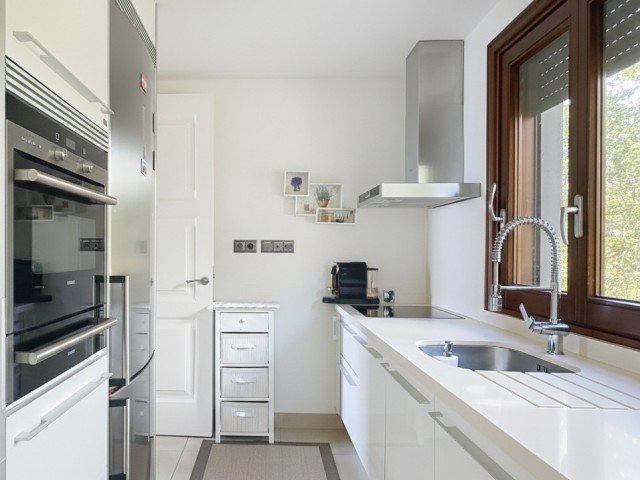 2 Soveroms Leilighet i Estepona