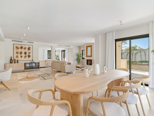 Villa avec 5 Chambres  à Hacienda Las Chapas