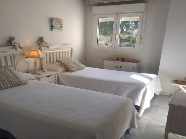 3 Bedrooms Townhouse in Guadalmina Baja