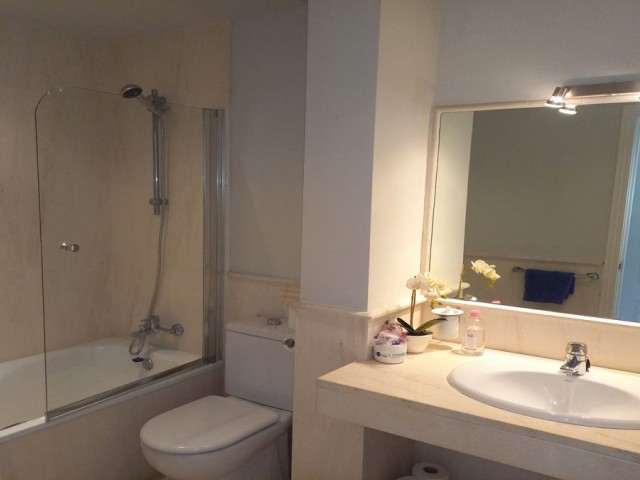 3 Bedrooms Townhouse in Guadalmina Baja