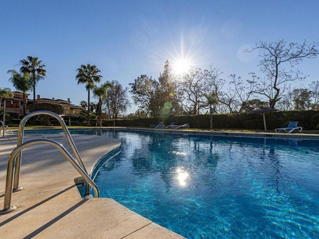 3 Bedrooms Townhouse in Guadalmina Baja