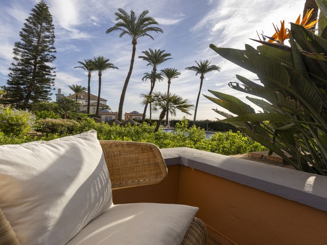 3 Bedrooms Apartment in Casares