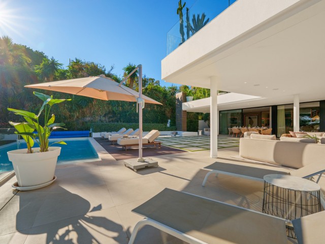 5 Slaapkamer Villa in Nueva Andalucía