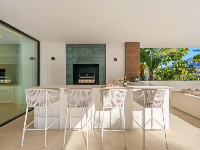 5 Slaapkamer Villa in Nueva Andalucía