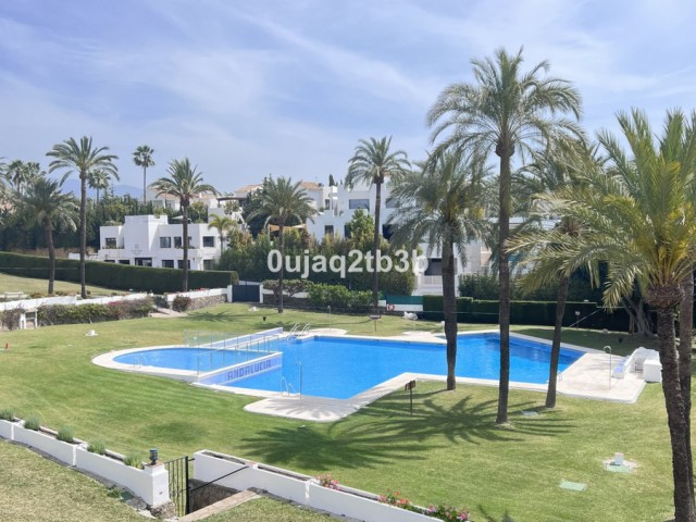4 Slaapkamer Appartement in Nueva Andalucía