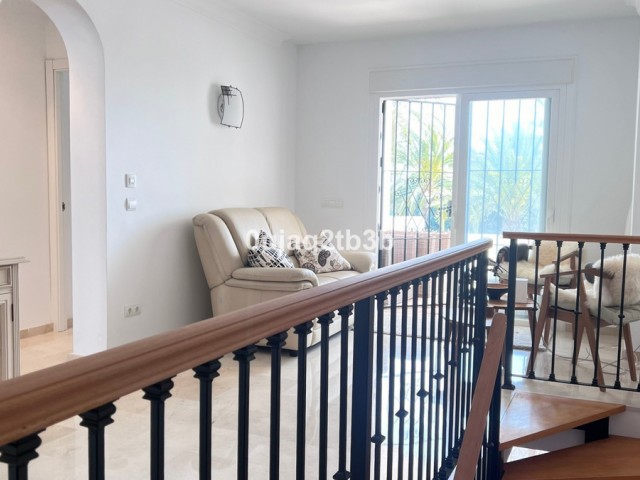 4 Slaapkamer Appartement in Nueva Andalucía