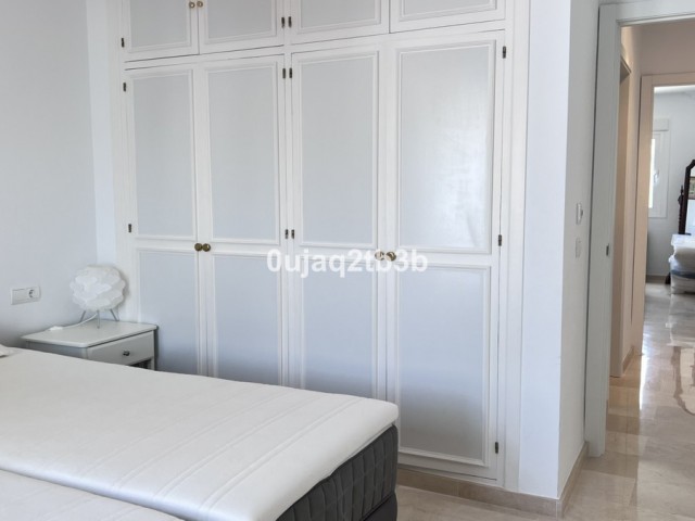 4 Slaapkamer Appartement in Nueva Andalucía