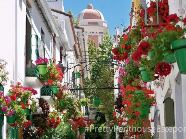 3 Sovrums Lägenhet i Estepona