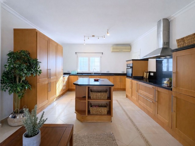 7 Bedrooms Villa in La Cala Golf