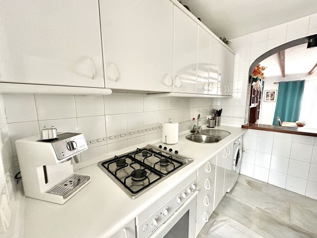 4 Makuuhuoneen Rivitalo Calahonda