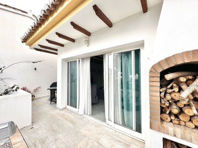 4 Makuuhuoneen Rivitalo Calahonda