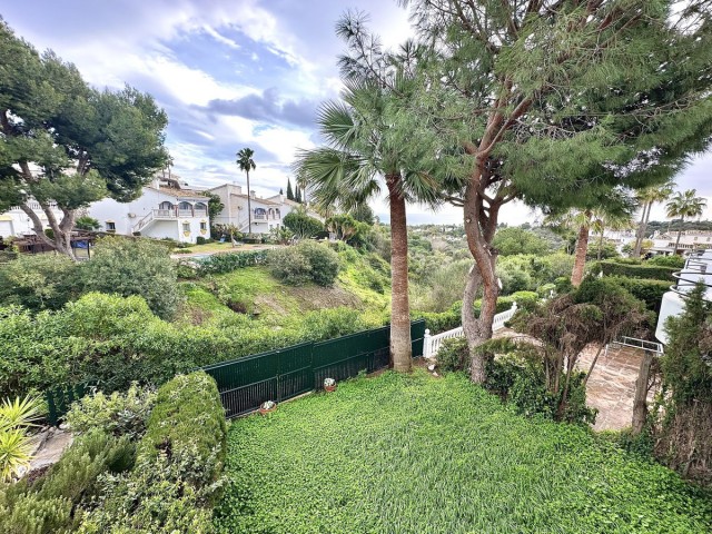 4 Makuuhuoneen Rivitalo Calahonda