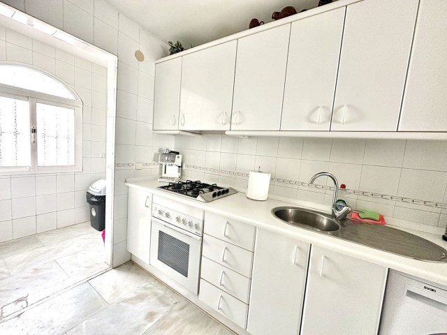 4 Schlafzimmer Reihenhaus in Calahonda