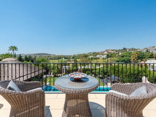 4 Bedrooms Villa in Nueva Andalucía