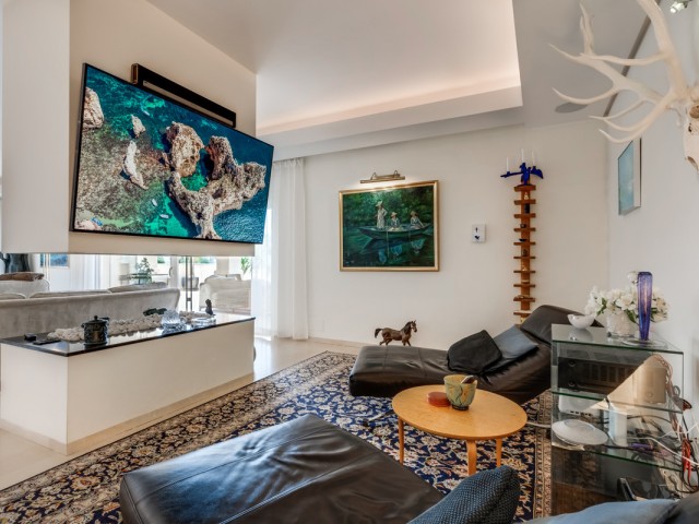 4 Bedrooms Villa in Nueva Andalucía