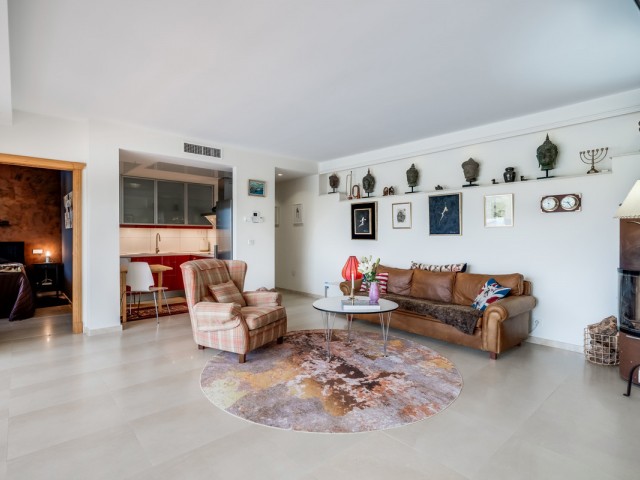 4 Bedrooms Villa in Nueva Andalucía