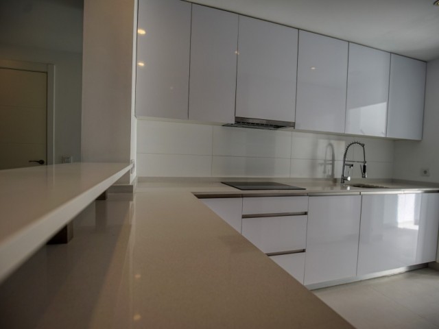 Apartamento con 2 Dormitorios  en Bel Air